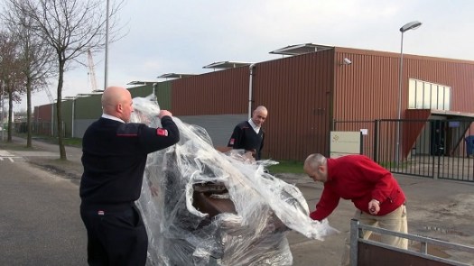 You can't have everything dear, but you can help other people be happy_9